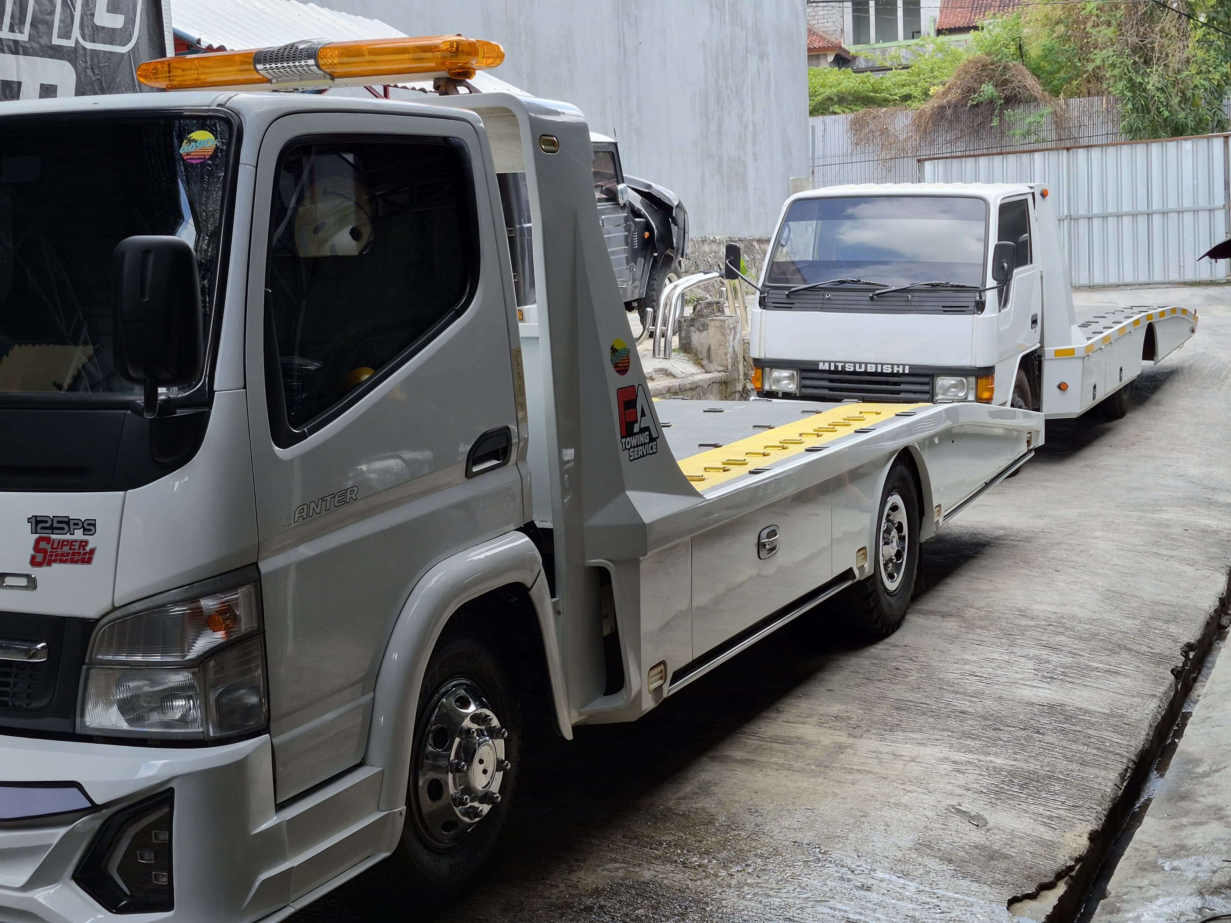 Jasa Towing dan Pengiriman Seluruh Indonesia